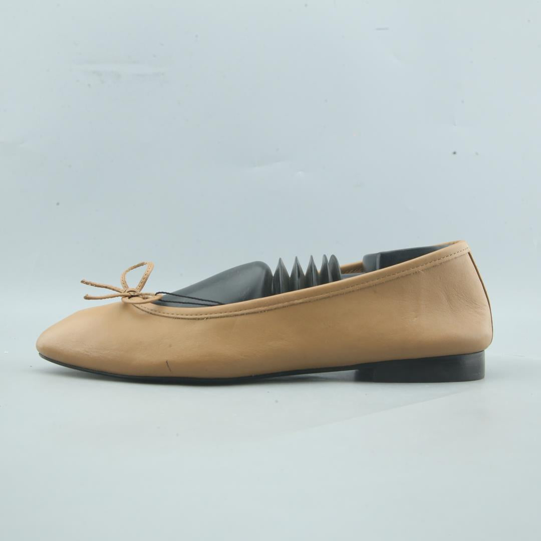 ZARA. .