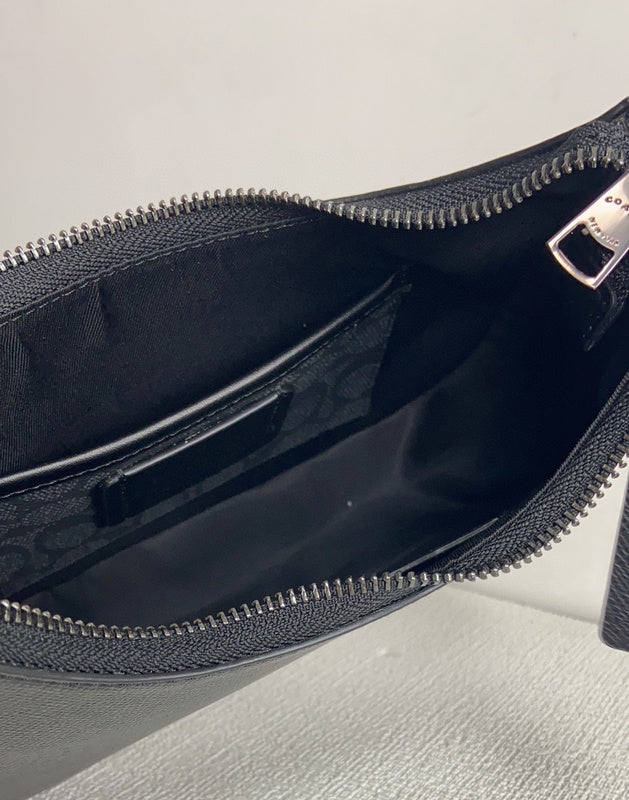 Amelia-i CAH Bags - 019