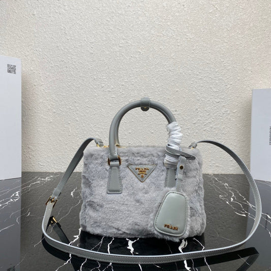 Amelia- PRDA  LUXURY BAGS - 975