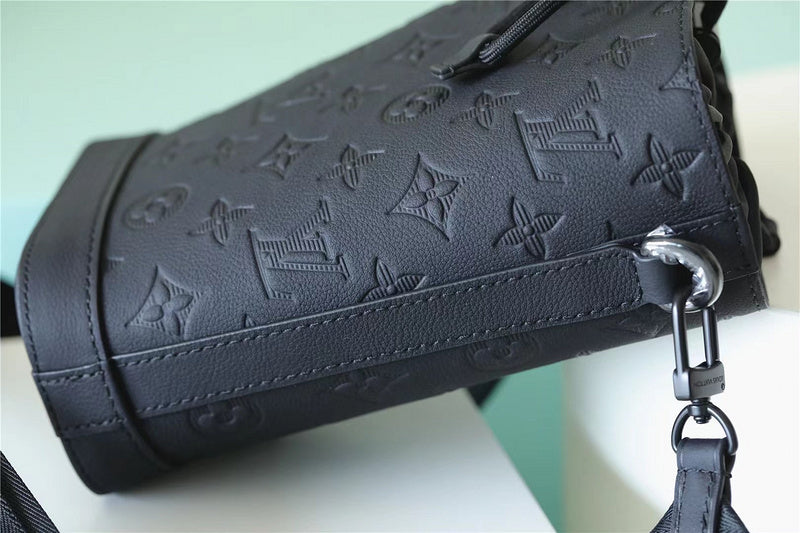 Fan Fashion Lu-Vi bags - 9940
