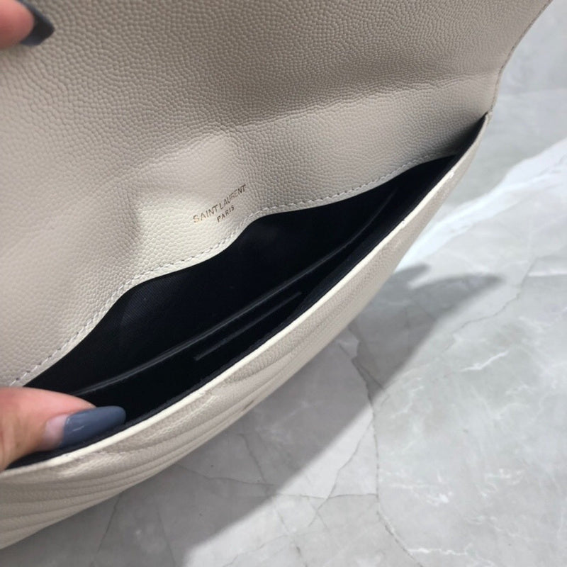 Amelia - YSL Bag - 4078