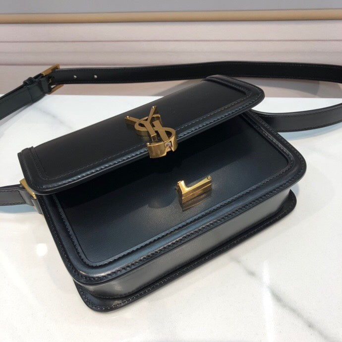 Amelia - YSL Bag - 3711