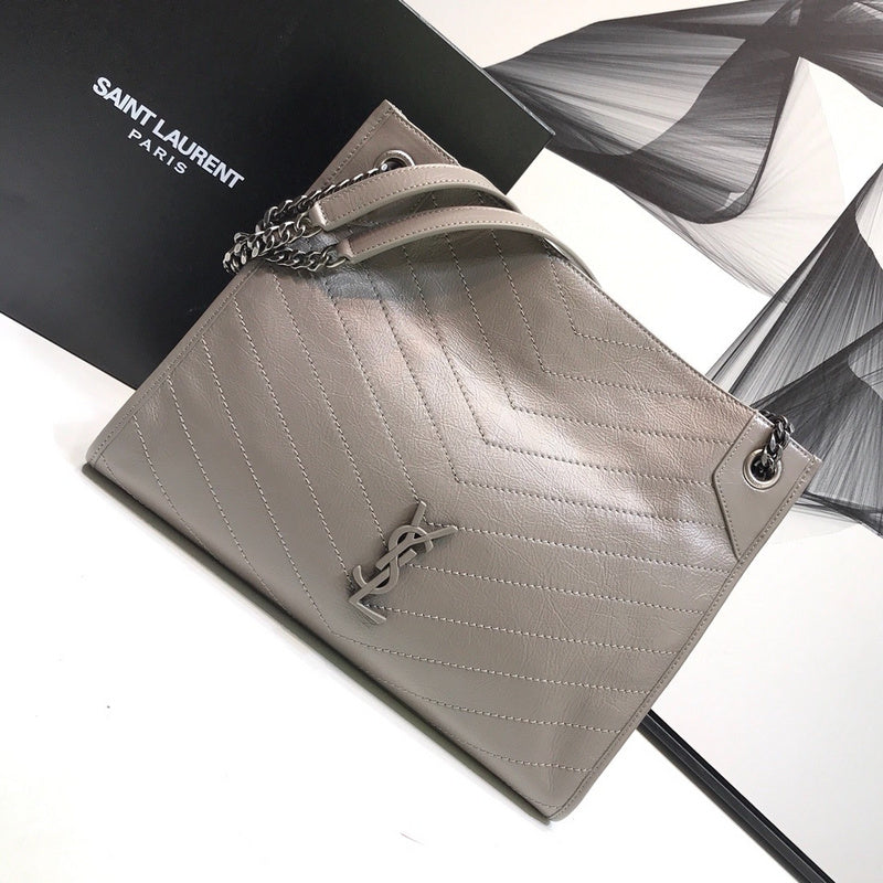 Amelia - YSL Bag - 2340