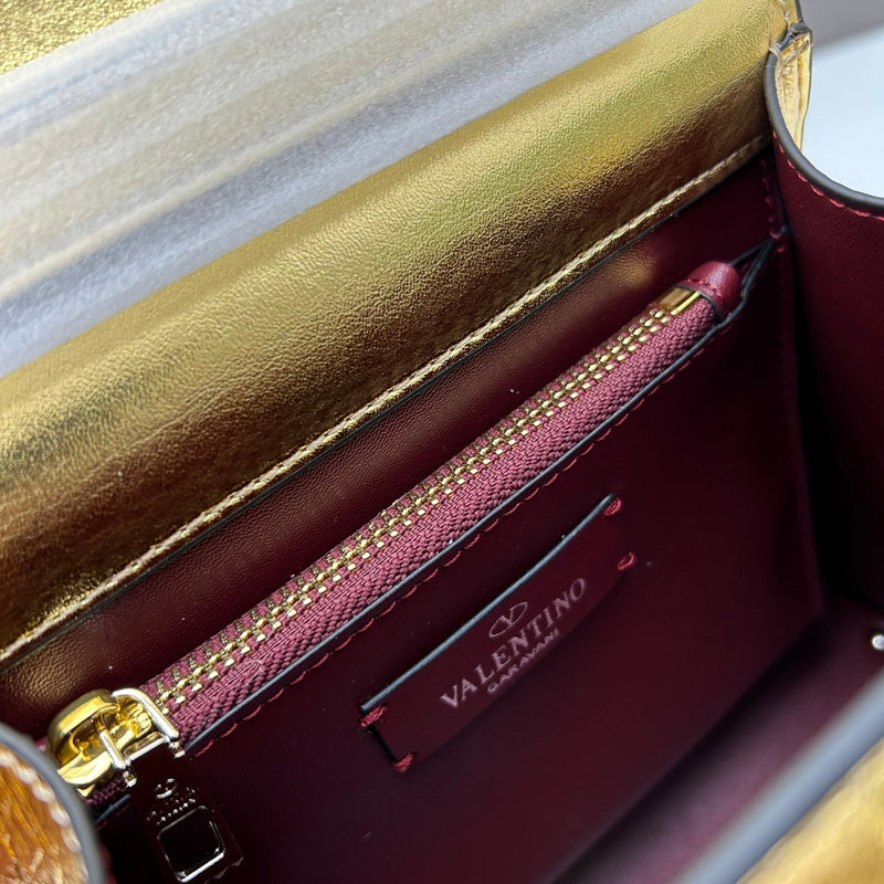 Amelia's Bag Gallery - VEL Bags - 171