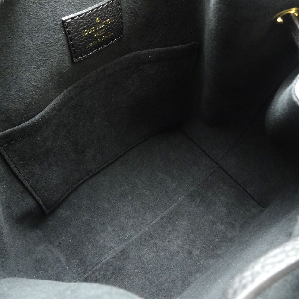 Louis Vuitton LockMe Bucket Calf Noir Shoulder Bag Black