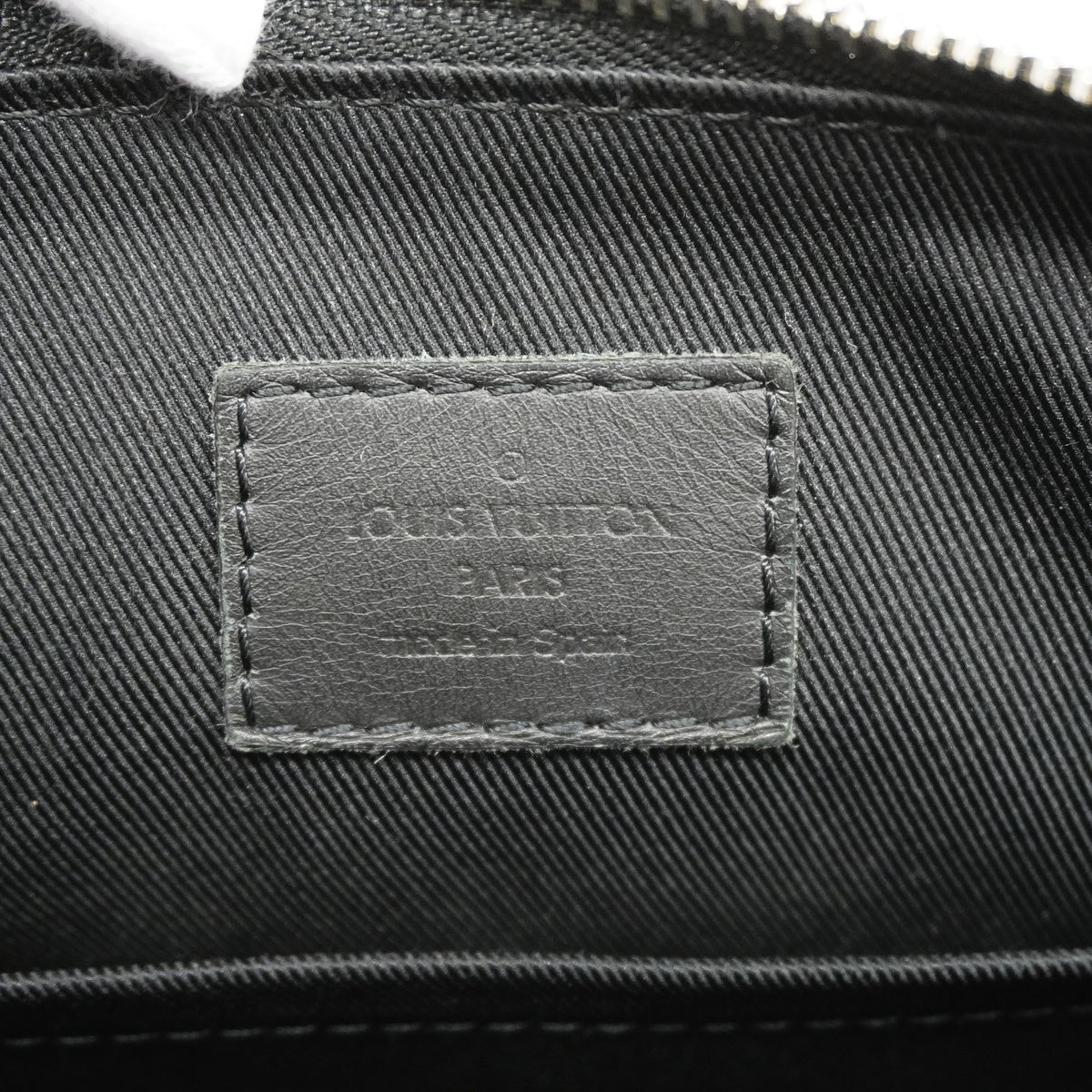 Louis Vuitton Shoulder Bag Damier Infini Discovery Messenger PM