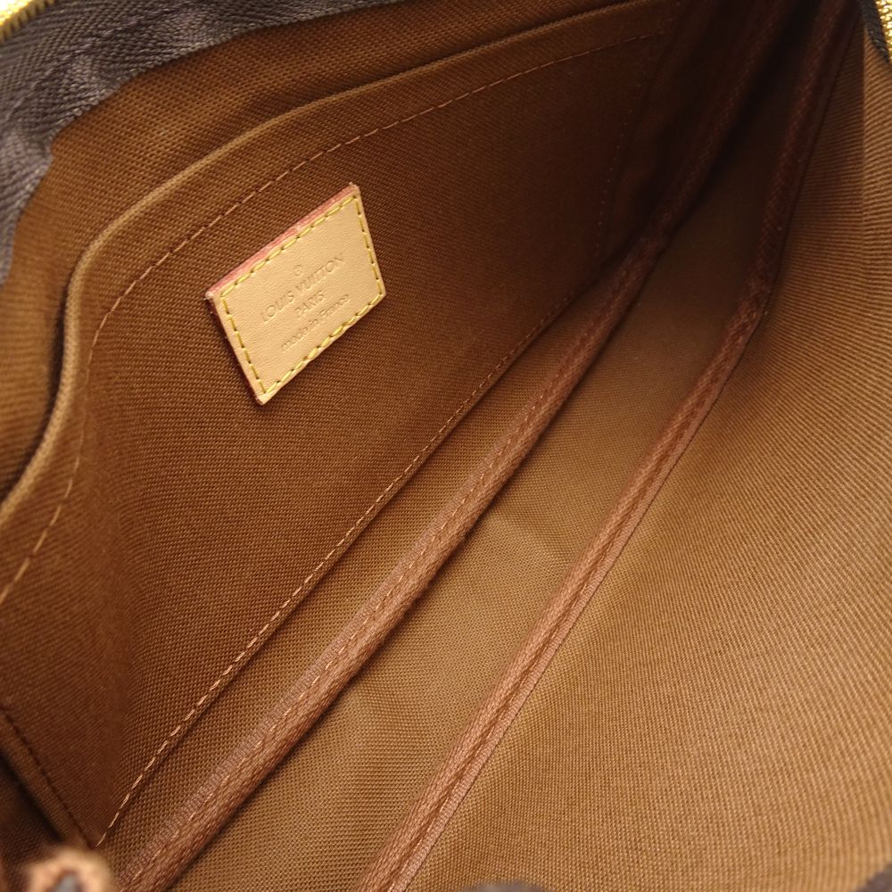 Louis Vuitton Monogram Neverfull Shoulder Bag