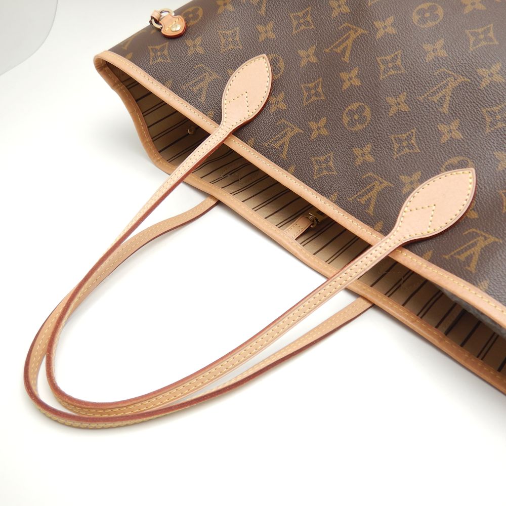 Louis Vuitton Monogram Neverfull MM Tote Bag Beige