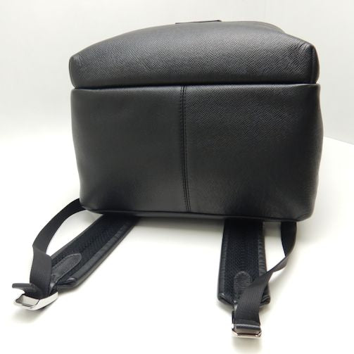 Louis Vuitton Taiga Discovery Backpack Noir