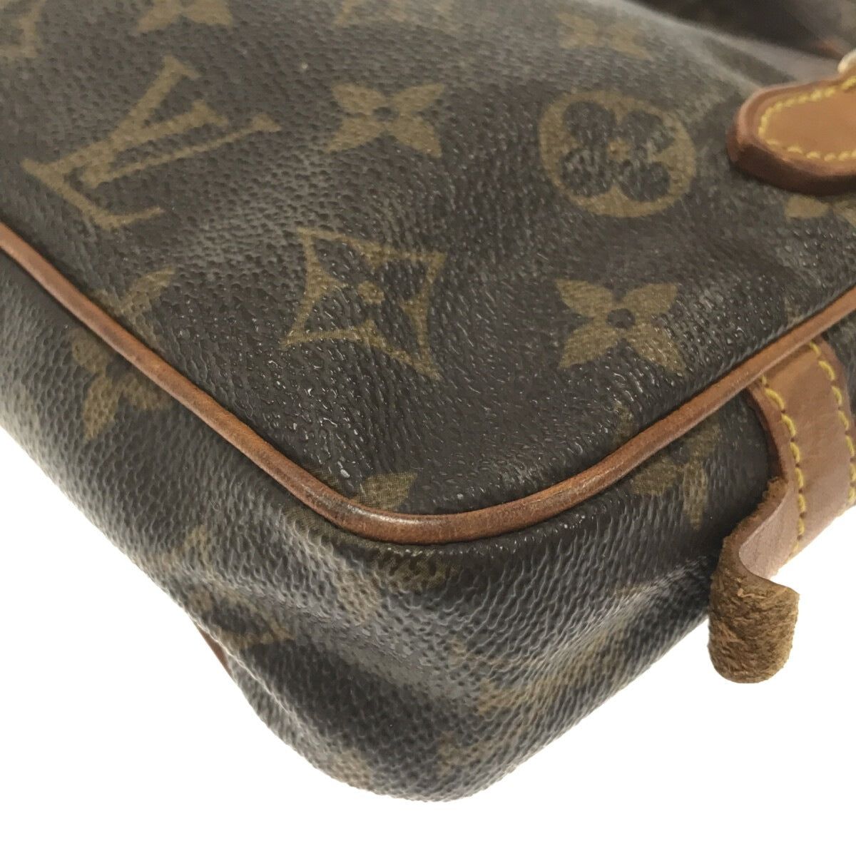 Louis Vuitton Pochette Marlie Bandouliere Shoulder Bag in Monogram Canvas