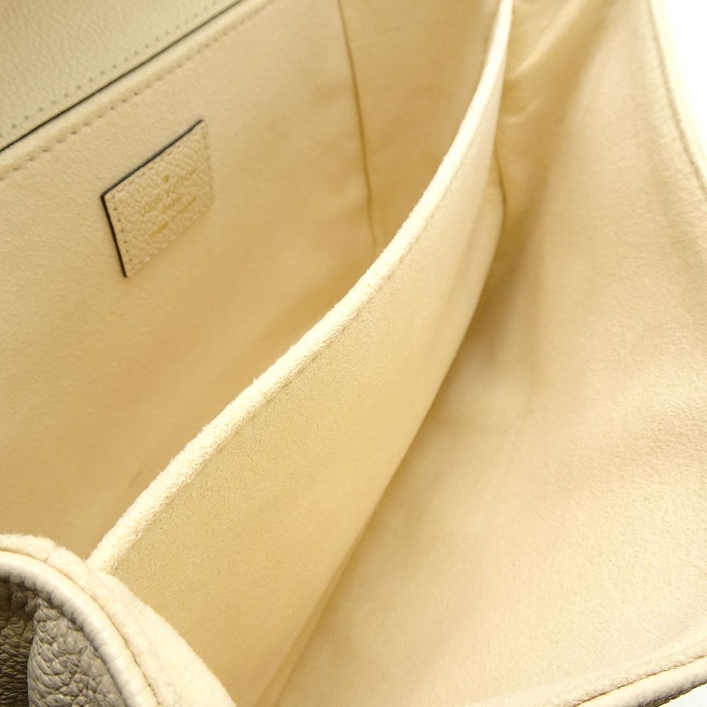 Louis Vuitton Pochette Metis MM Emplant Bicolor Crème Bois de Rose