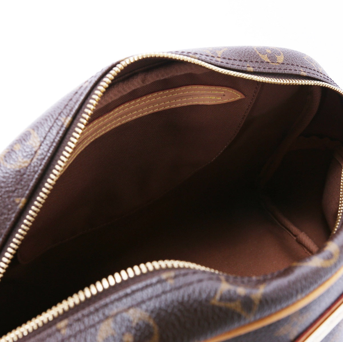 Louis Vuitton Montorgueil PM Shoulder Bag Monogram
