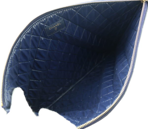 Chanel Matelasse Clutch Bag Lambskin Navy Gold Hardware
