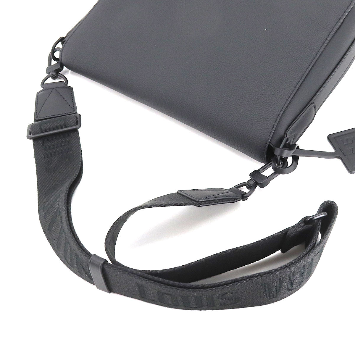 Louis Vuitton Messenger Shoulder Bag Leather Black