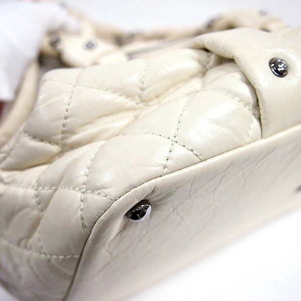 Chanel Matelasse Tote Ivory Horizontal Shoulder Bag Diamond Quilted