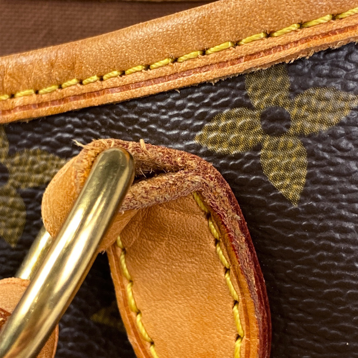 Louis Vuitton Batignolles Horizontal Shoulder Bag Monogram