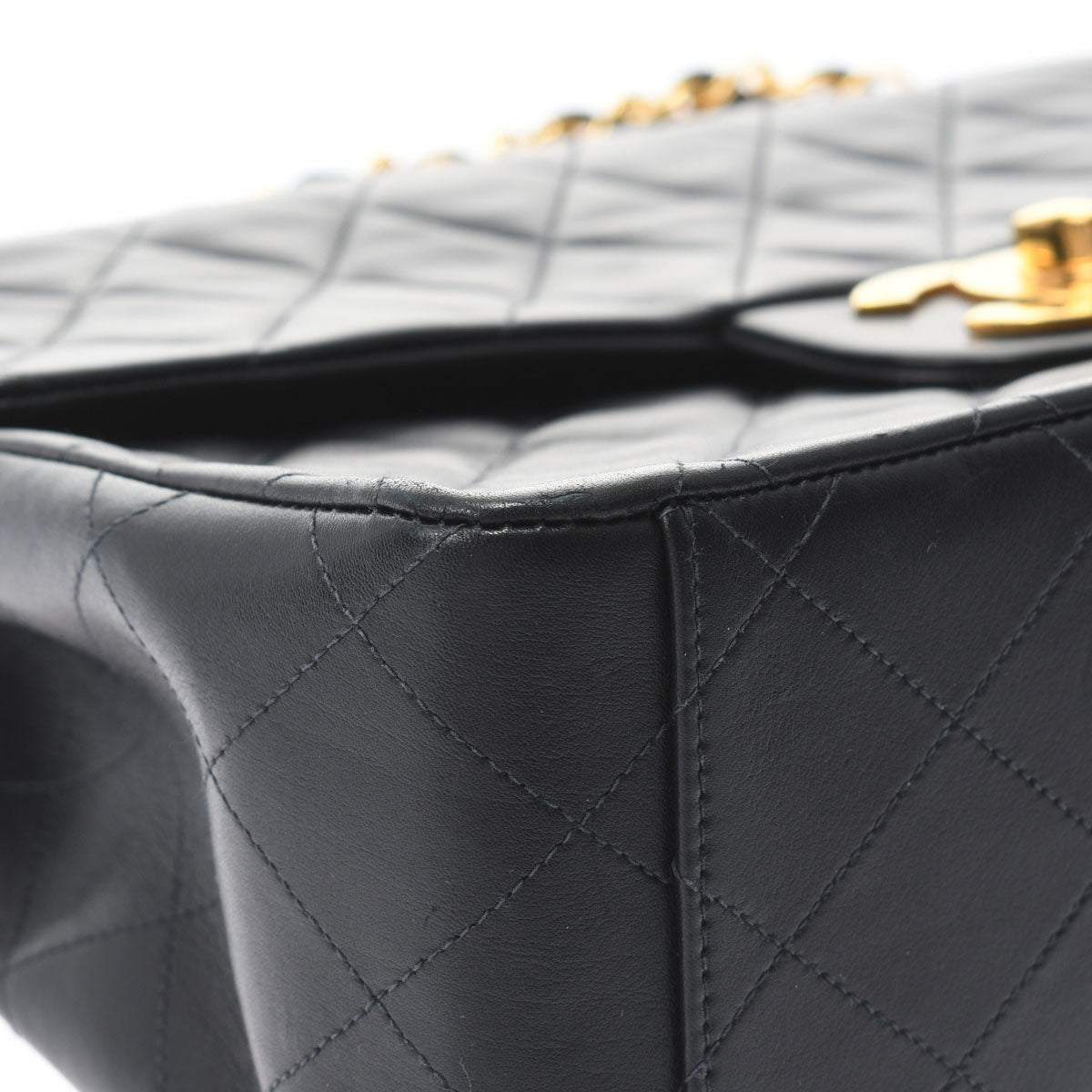 Chanel Matelasse Big Matelasse Chain Shoulder 34cm Black Gold Hardware Lambskin Shoulder Bag