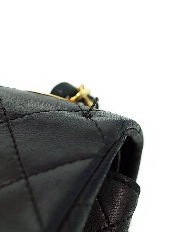 Chanel Matelasse Chain Shoulder Bag Black