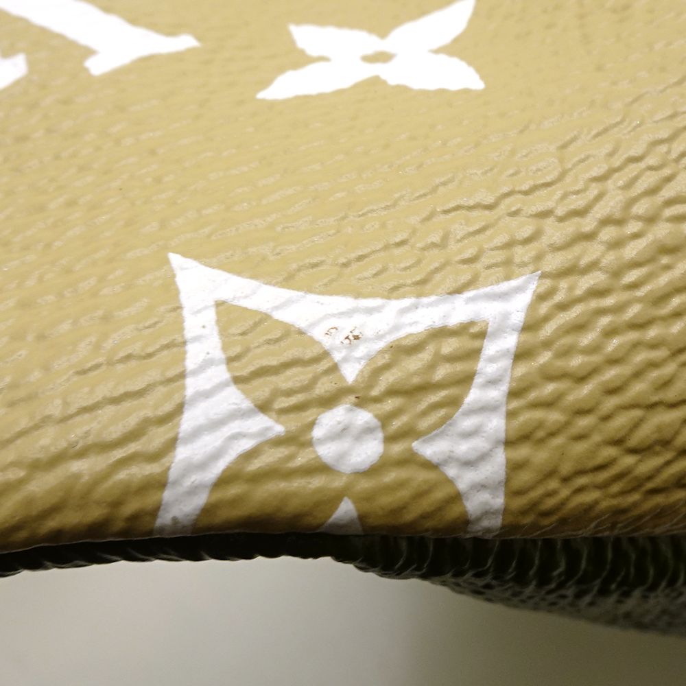Louis Vuitton Giant Monogram Bum Bag Khaki Body Bag Waist Bag