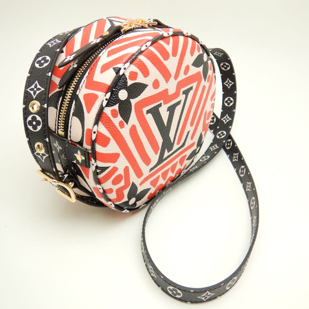 Louis Vuitton Monogram Giant Boite Chapeau Supple Shoulder Bag