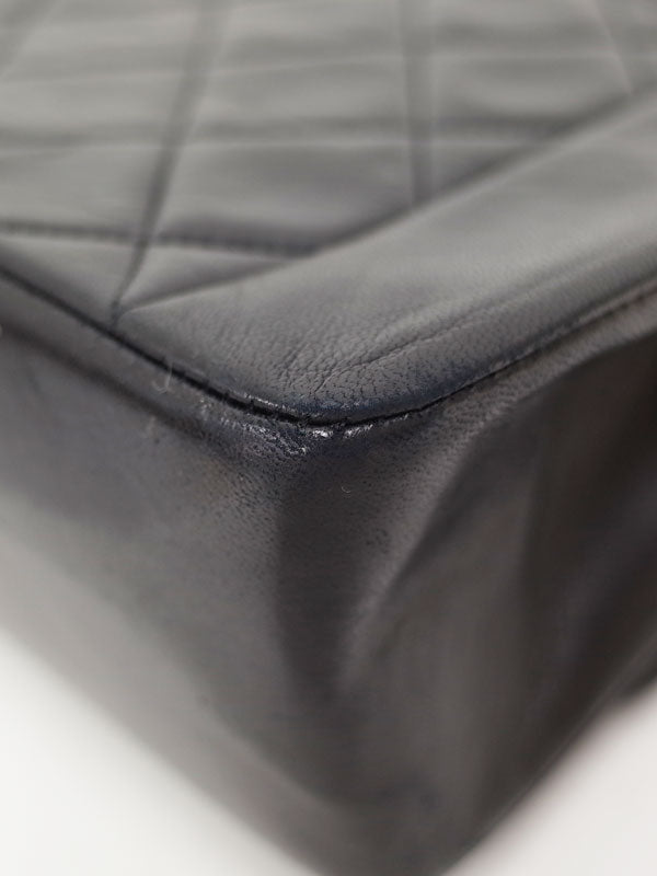 Chanel Matelasse Chain Shoulder Bag Black
