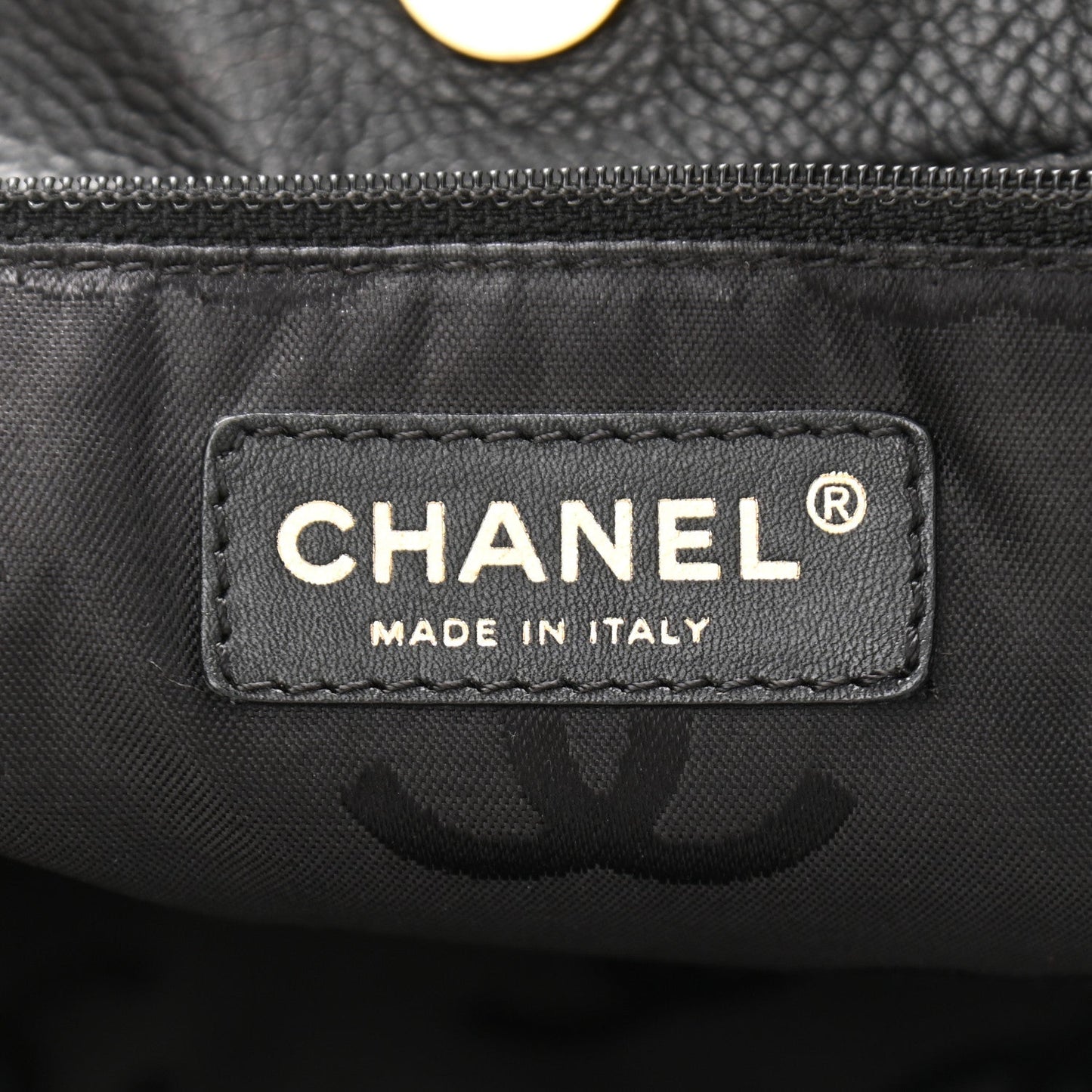 Caviar CC Shoulder Bag Black