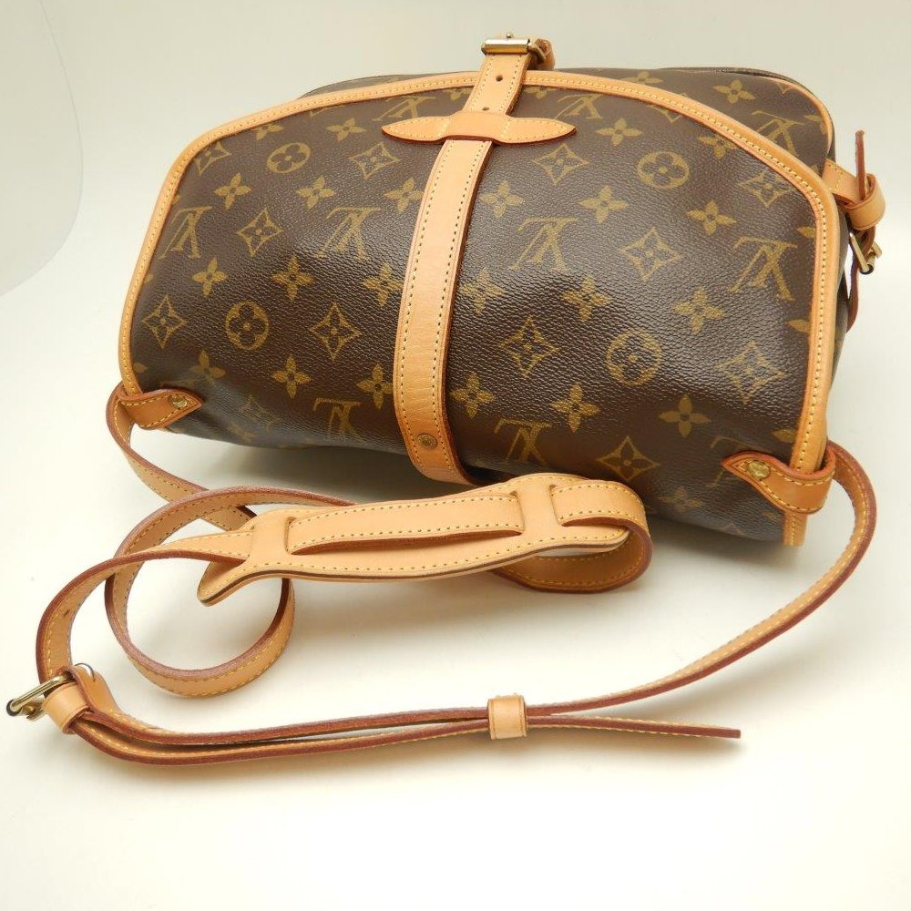Louis Vuitton Monogram Saumur 30 Brown Diagonal Shoulder Bag
