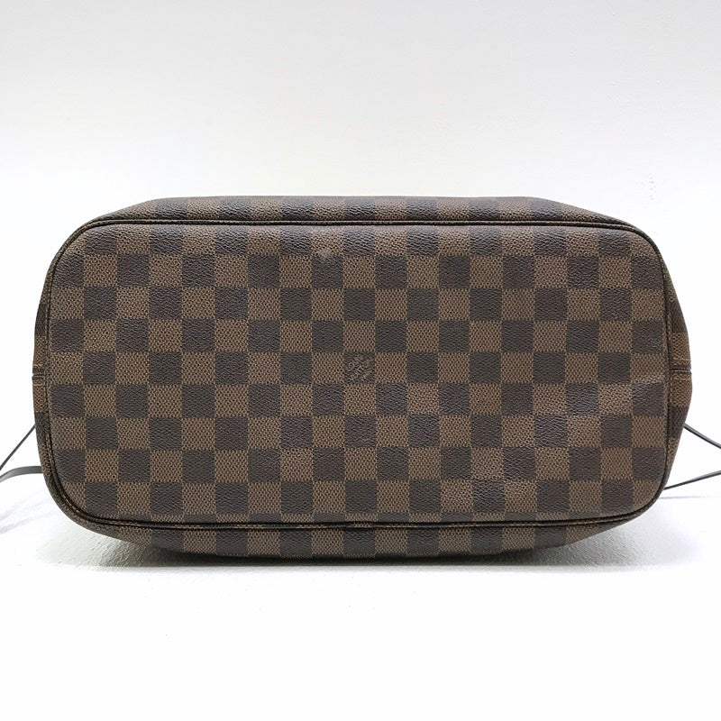 Louis Vuitton Neverfull MM Tote Bag
