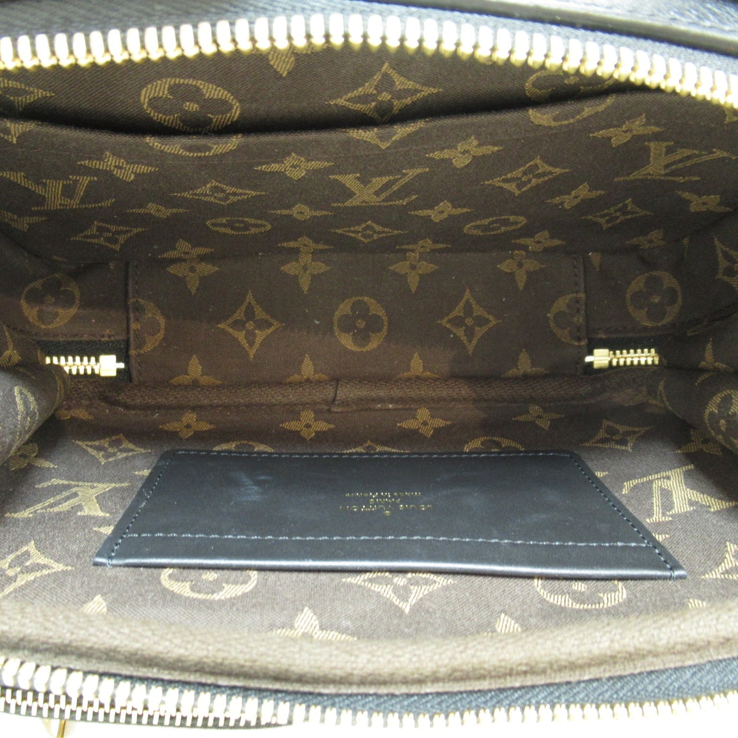 Louis Vuitton Utility Cross Bag Shoulder Bag Calf