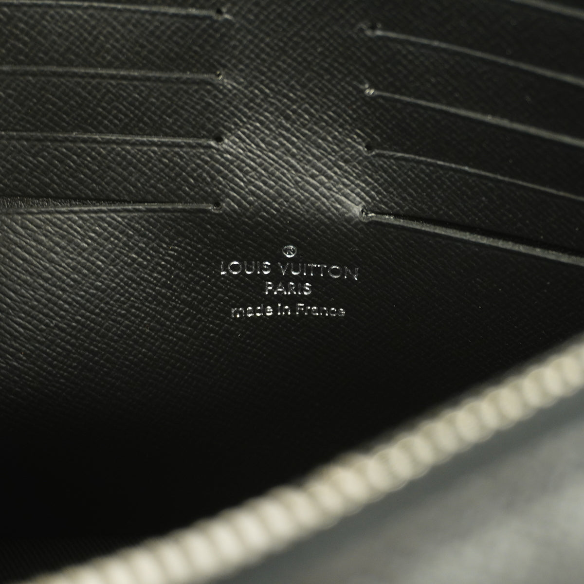 Louis Vuitton Clutch Bag Taiga Pochette Kasai