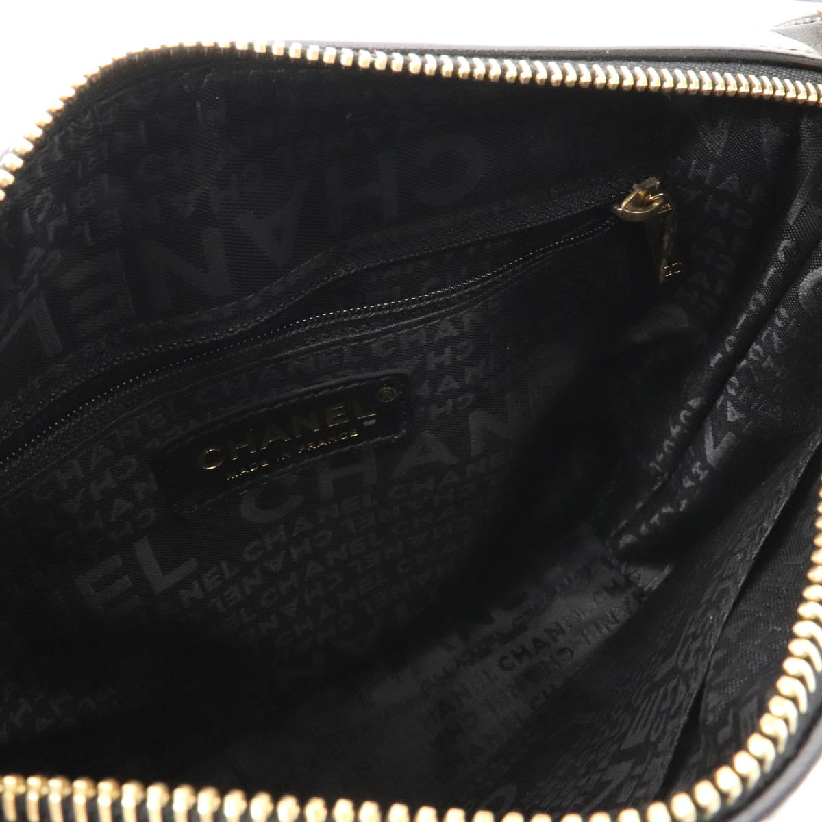 Chanel chocolate bar bag, one-shoulder handbag