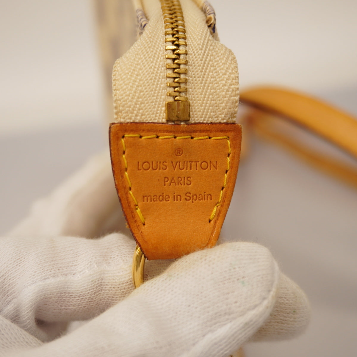 Louis Vuitton Shoulder Bag Damier Azur Pochette Accessoire