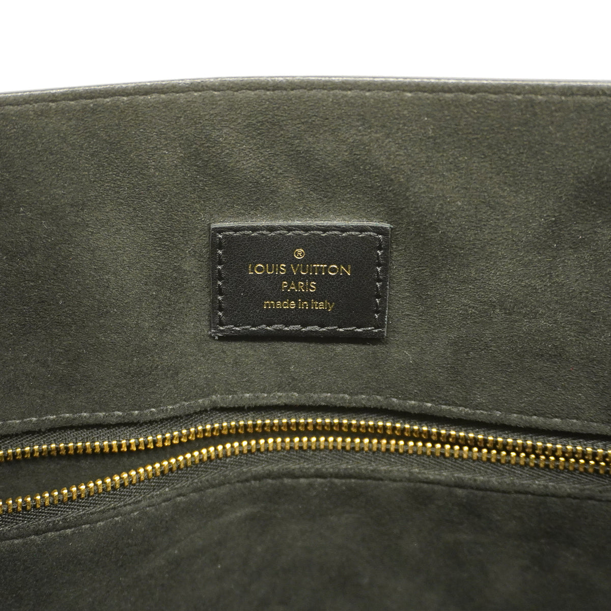 Louis Vuitton Epi Sac Plat PM Shoulder Black