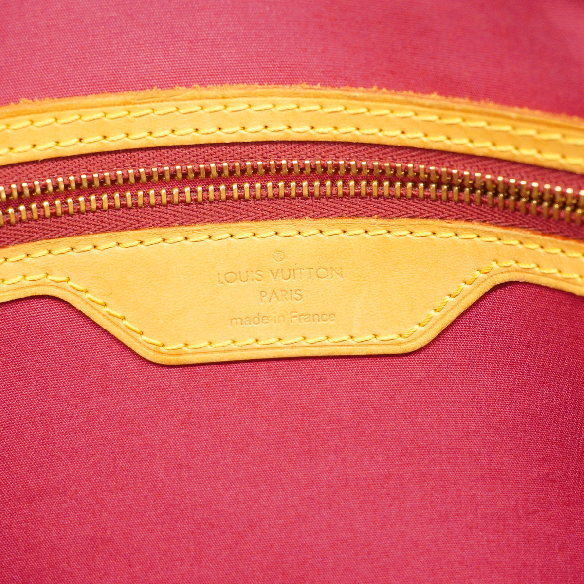 Louis Vuitton Monogram Vernis Blair MM Shoulder Bag Red
