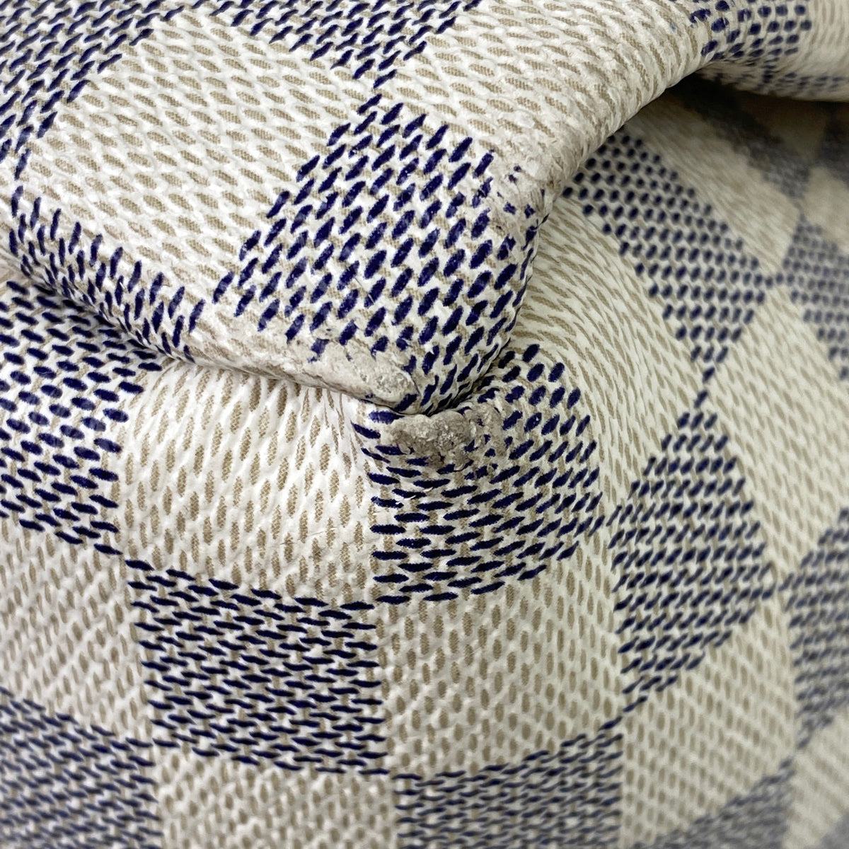 Louis Vuitton Artsy MM Shoulder Bag Damier Azur White