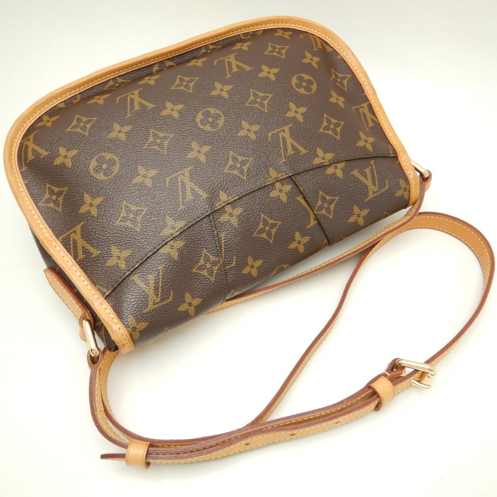 Louis Vuitton Monogram Menilmontant PM Brown Diagonal Shoulder