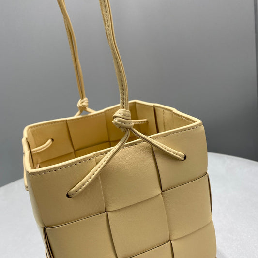 BV Mini Cassette Bucket Bag Beige, For Women, Bags 5.5in/14Amelia680217VCQC49776