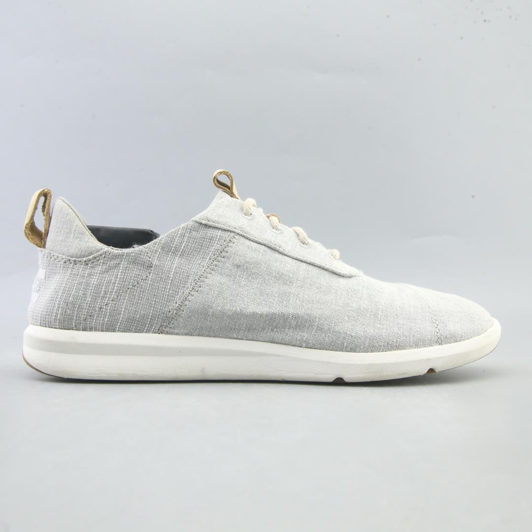 TOMS LACE UP DETAIL ROUND TOE CABRILLO