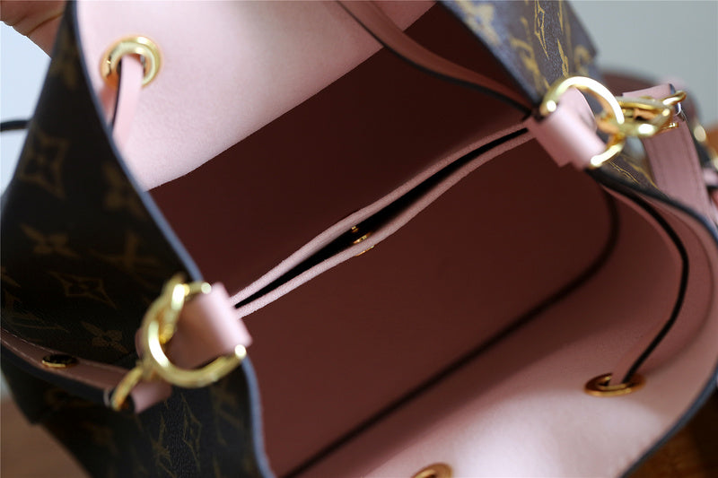 Fan Fashion Lu-Vi bags - 8578