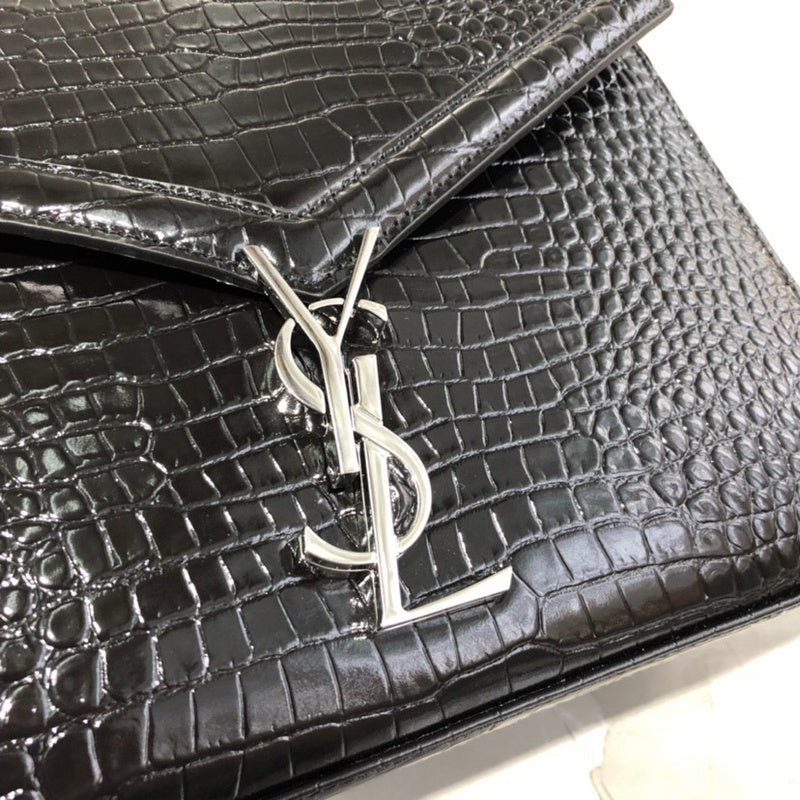 Amelia - YSL Bag - 4084