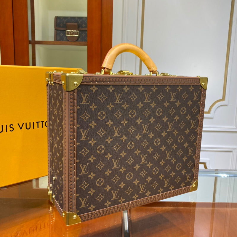 Fan Fashion Lu-Vi bags - 9501