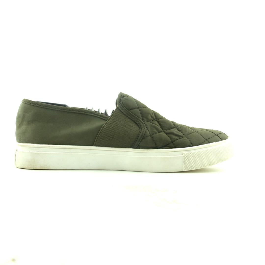 STEVE MADDEN .