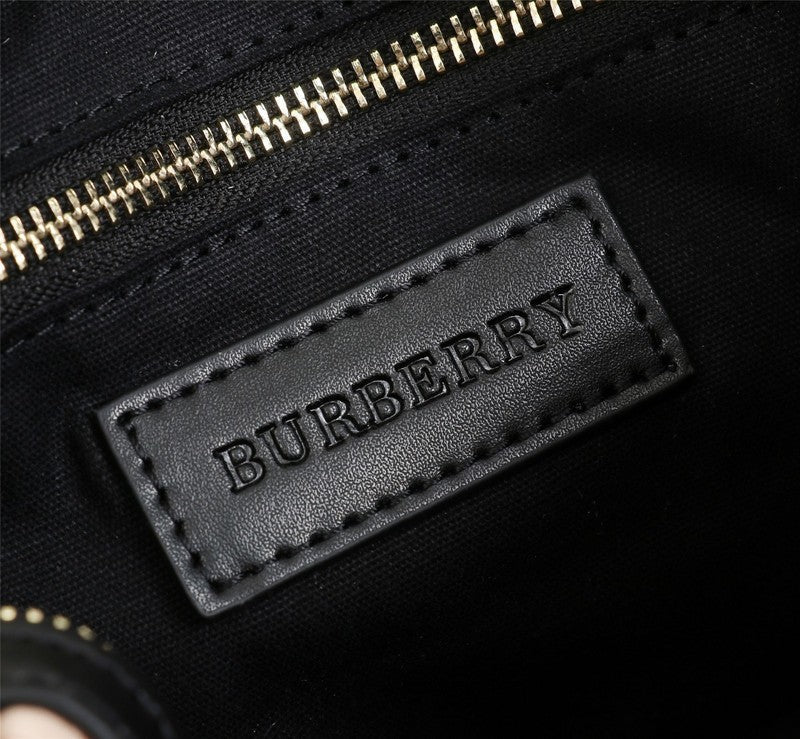 Burberry Bags - Bagsattire   177