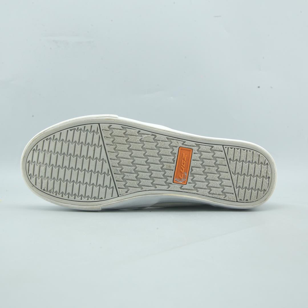 LUGZ .