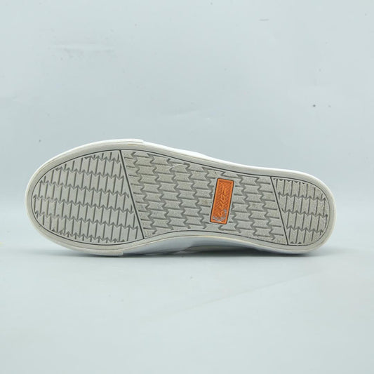 LUGZ .
