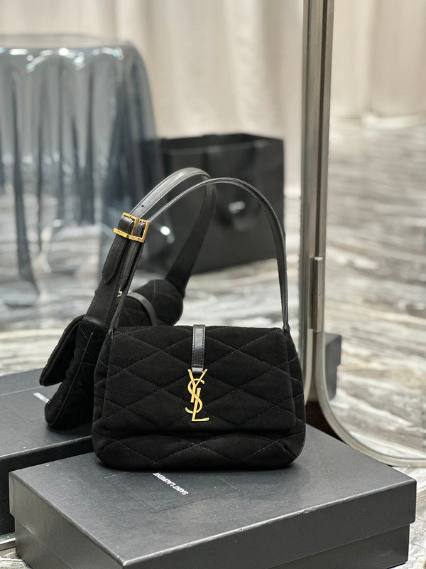 Amelia - YSL Bag - 2490