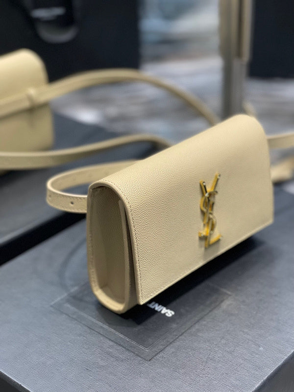 Amelia - YSL Bag - 1452