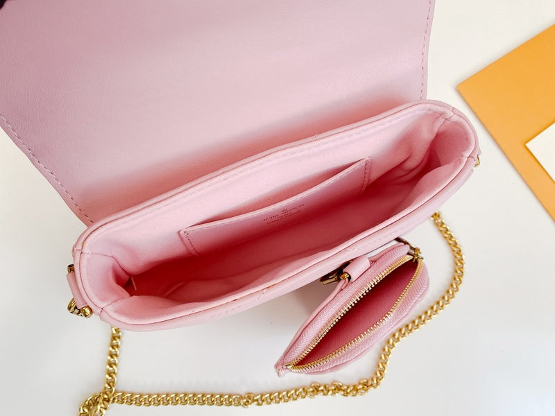 Fan Fashion Lu-Vi bags - 17580