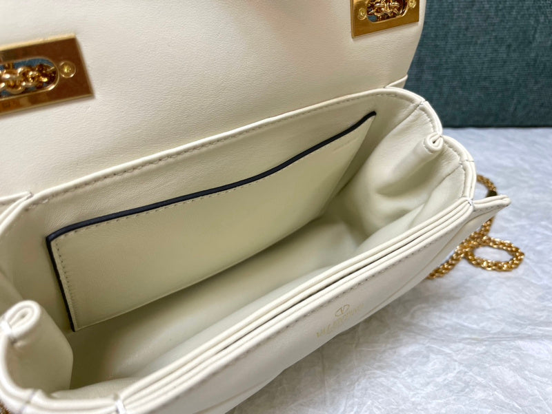 VAL LUXURY BAGS - FOR FASHION LOVERS  AFFORDABLE LUXURY BAGS- 934