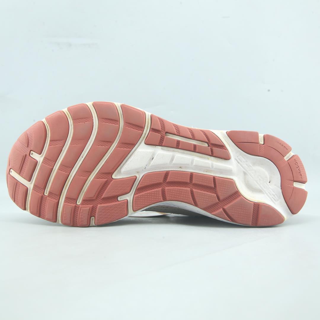 UNDER ARMOUR CHARGED ESCAPE 3